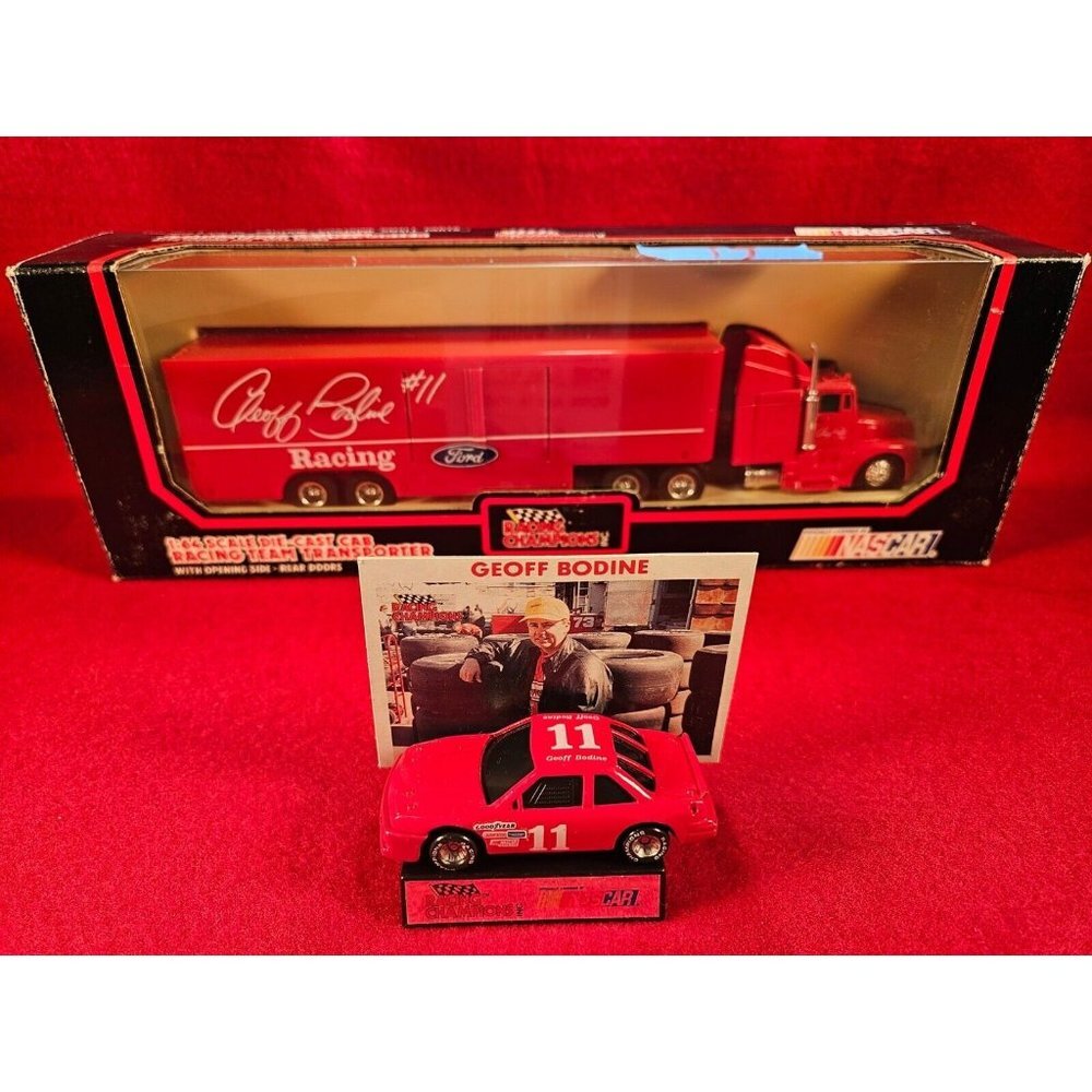 GEOFF BODINE NASCAR‎ TRANSPORTER BUNDLE w/MATCHING STOCKCAR & PLAYER CARD